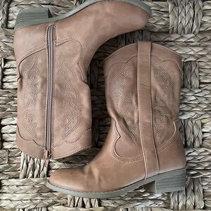 DV by Dolce Vita Western Cowgirl Style Boots